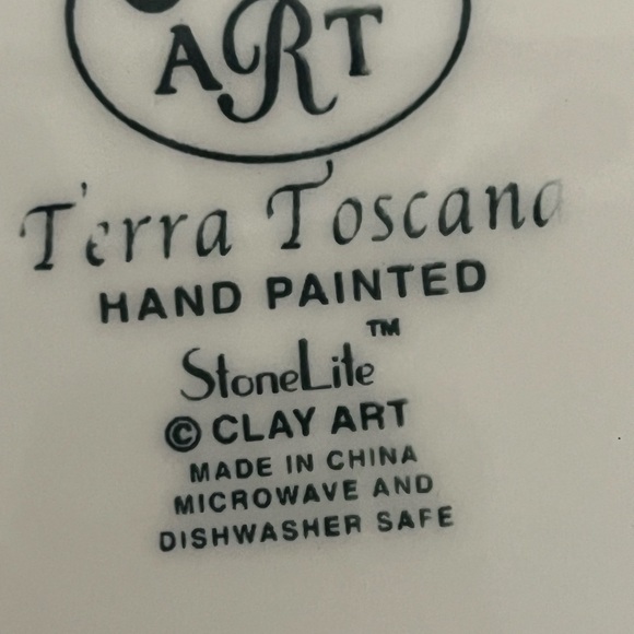 TIERRA TOSCANO Hand Painted Clay Art Food Servers - Set of 7 pcs. - Picture 6 of 11